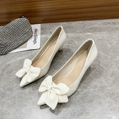 Retro Casual Sweet Fashion Bow Design Round Toe New Low Heel Pumps